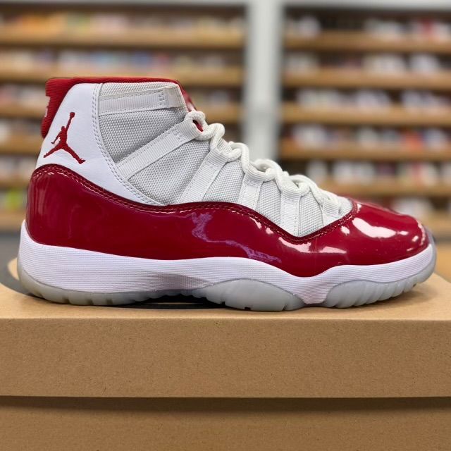 Jordan 11 Retro Cherry (2022) - Preowned