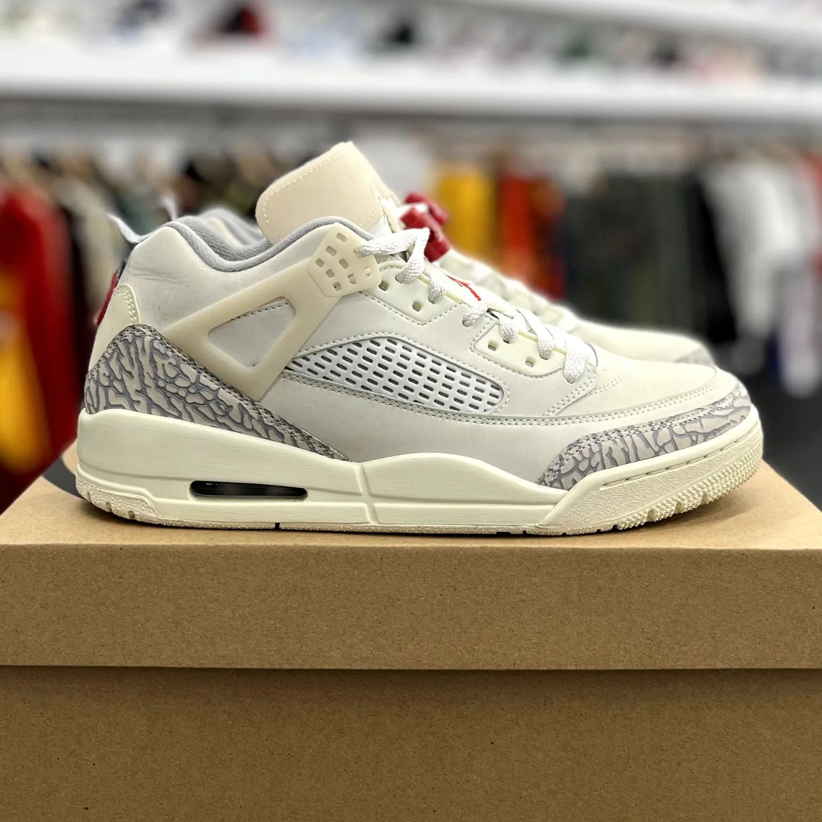 Jordan Spizike Low Coconut Milk - Preowned