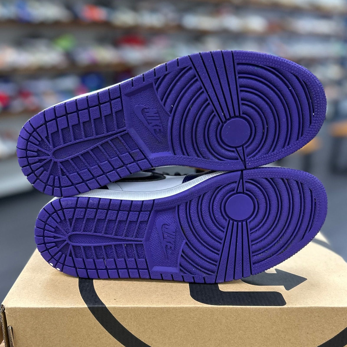 Jordan 1 Retro High Court Purple White - Preowned