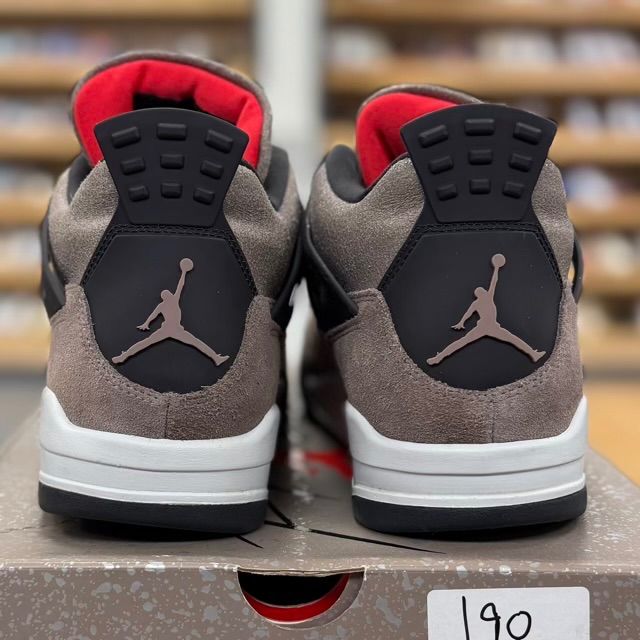 Jordan 4 Retro Taupe Haze - Preowned