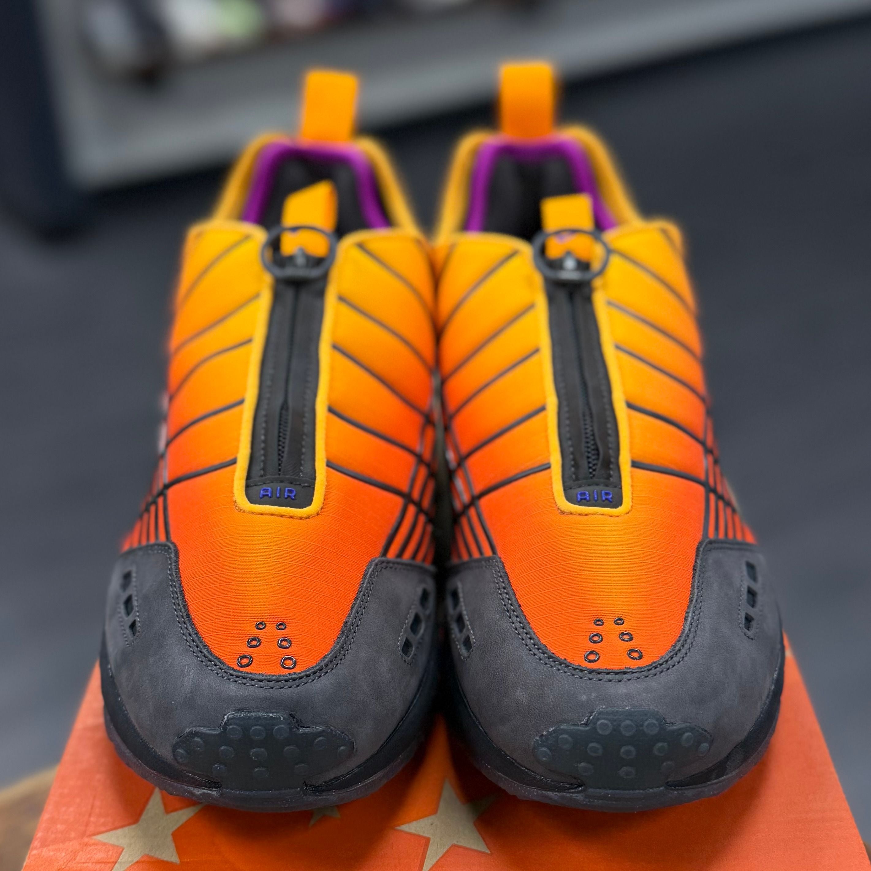 BRAND NEW STEAL - Nike Air Max Sunder SP Kids of Immigrants Sunrise