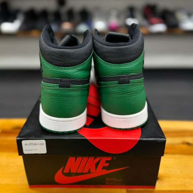 Jordan 1 Retro High Pine Green Black - Preowned