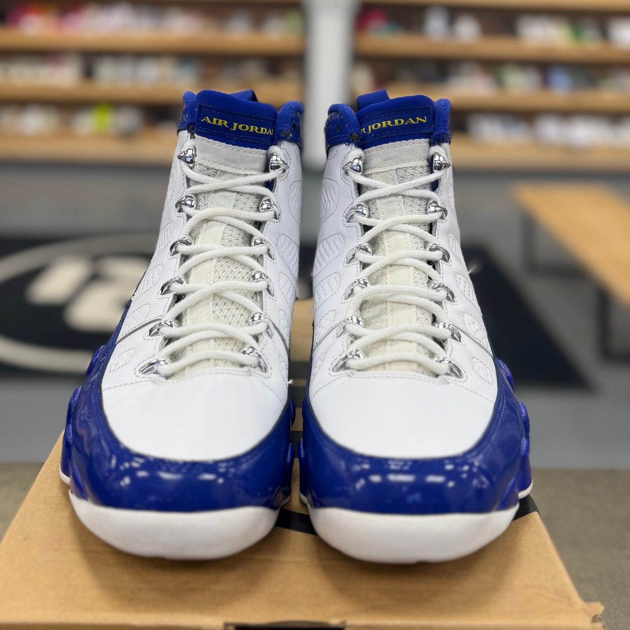 Jordan 9 Retro Kobe Bryant PE - Preowned
