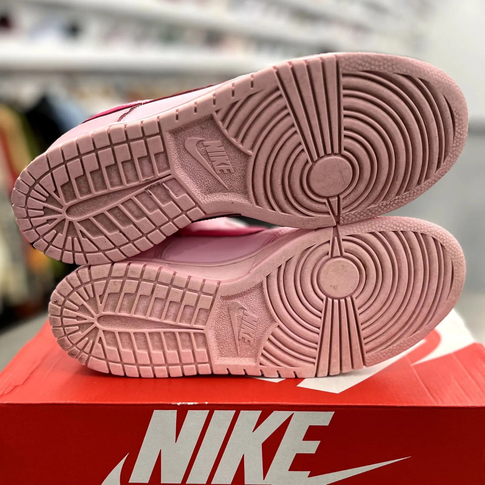 Nike Dunk Low Triple Pink (GS) - Preowned