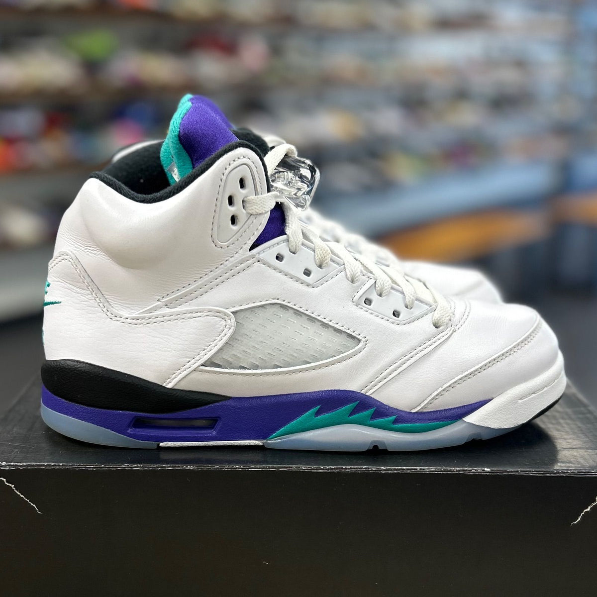 Jordan 5 Retro Grape (2025) (GS) - Preowned