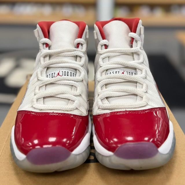 Jordan 11 Retro Cherry (2022) (GS) - Preowned
