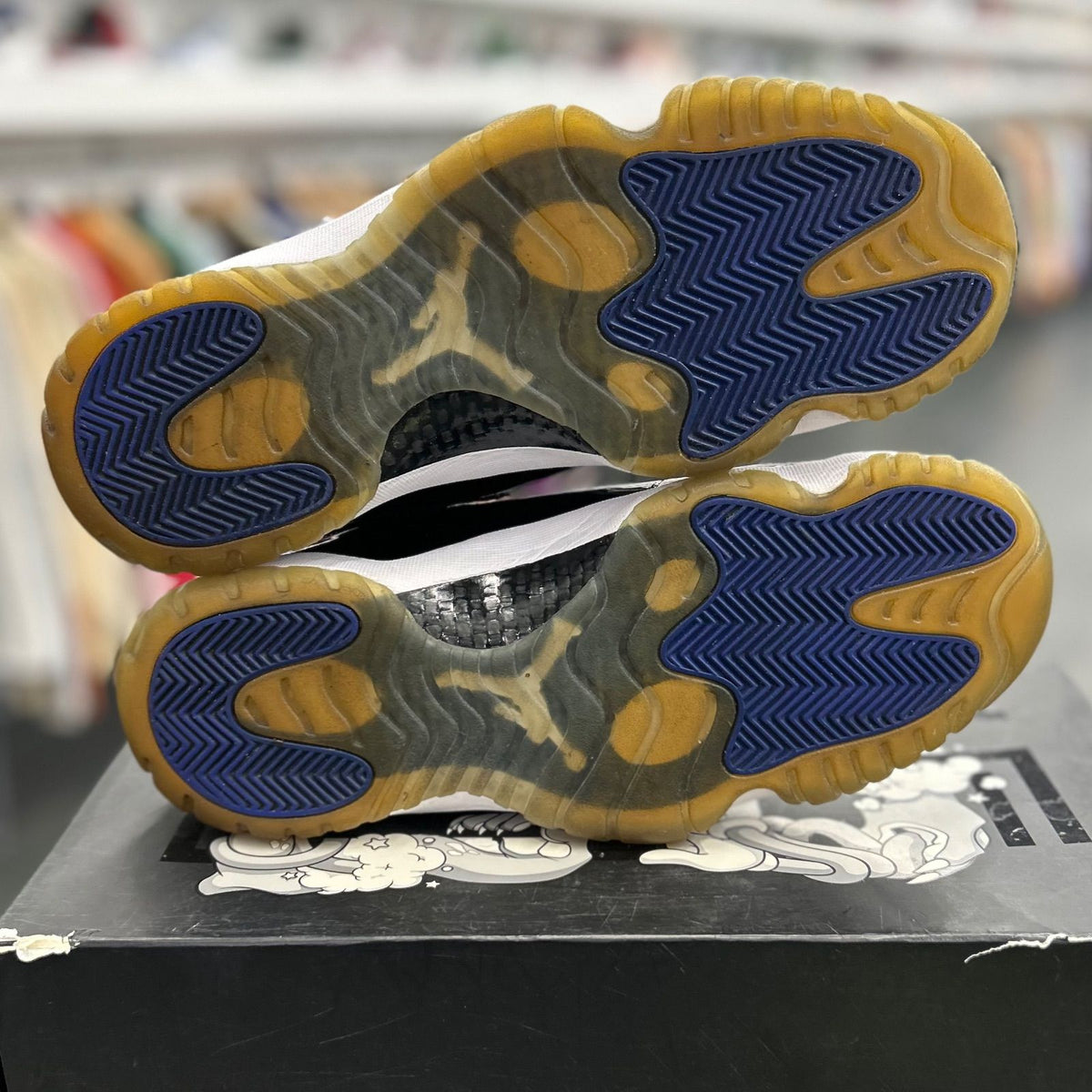 Jordan 11 Retro Space Jam (2016) - Preowned
