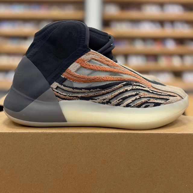 adidas Yeezy QNTM Flash Orange - Preowned