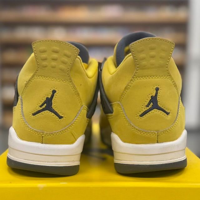 Jordan 4 Retro Lightning (2021) (GS) - Preowned