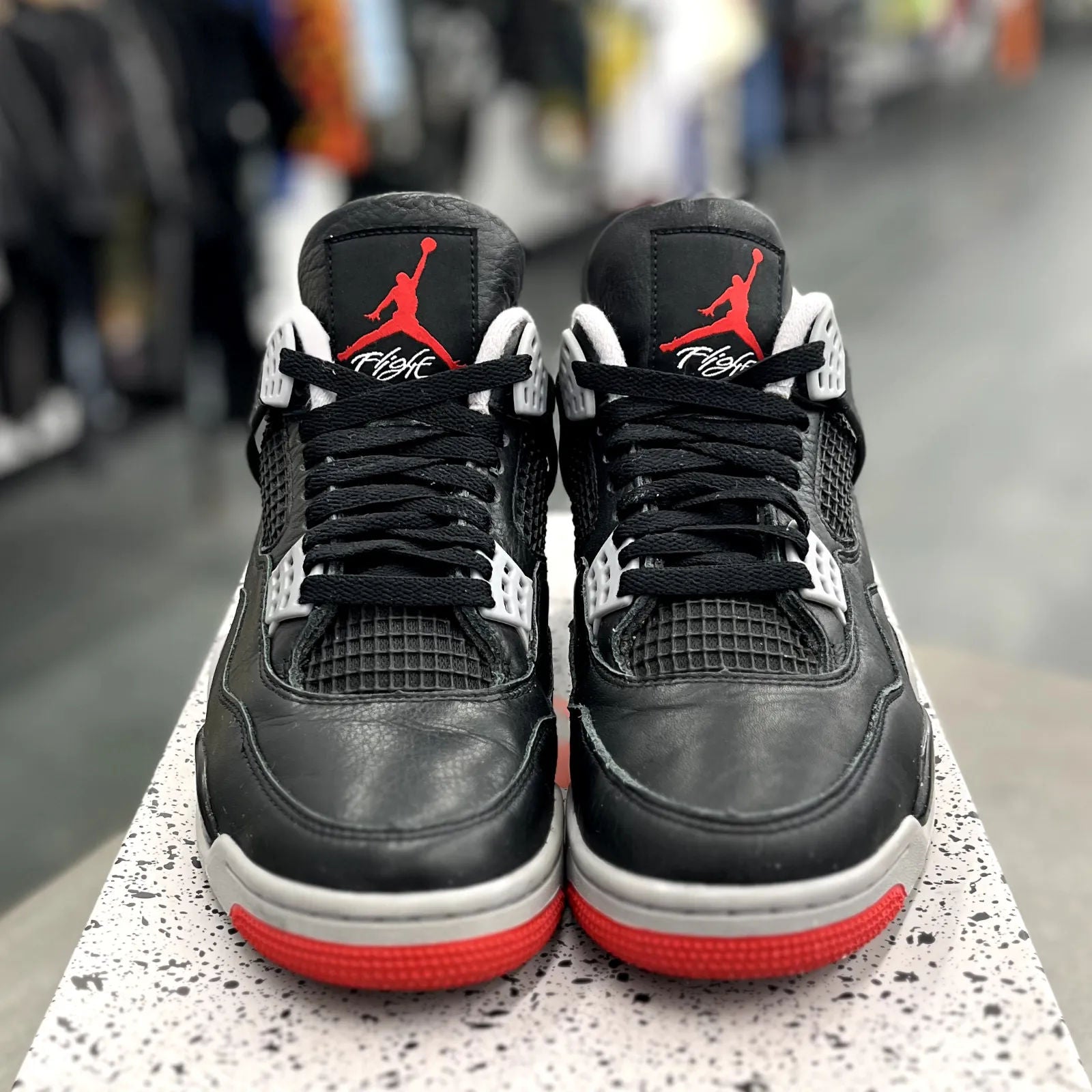Jordan 4 Retro Bred Reimagined - Preowned