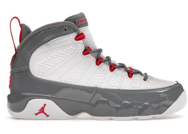 BRAND NEW STEAL - Jordan 9 Retro Fire Red (GS)