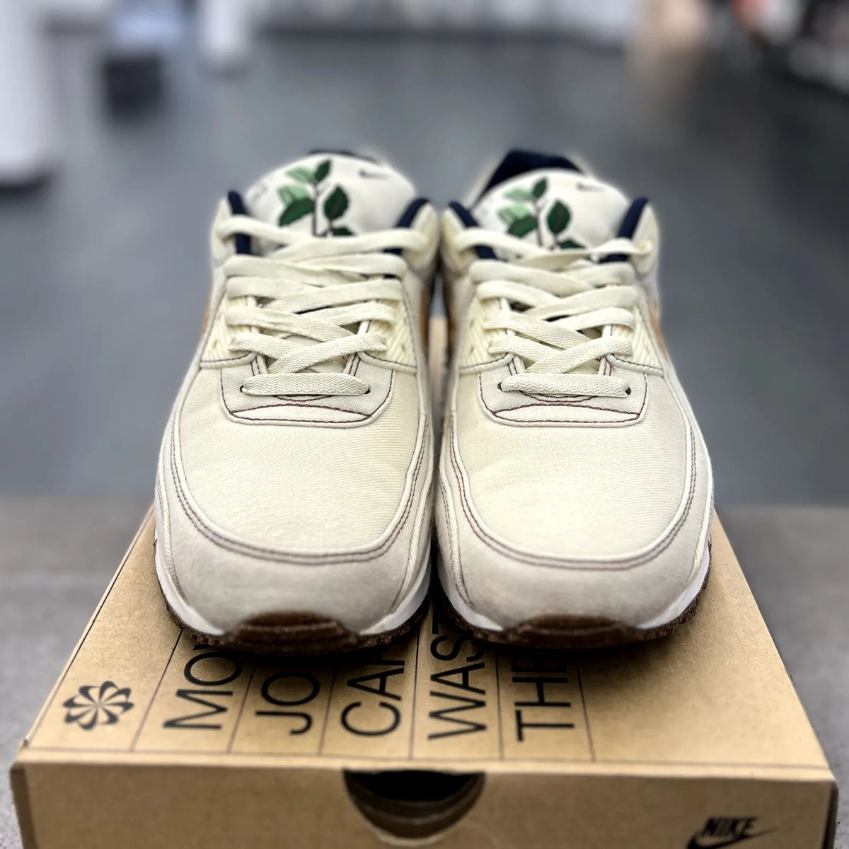 Nike Air Max 90 Cork Coconut Milk - Preowned