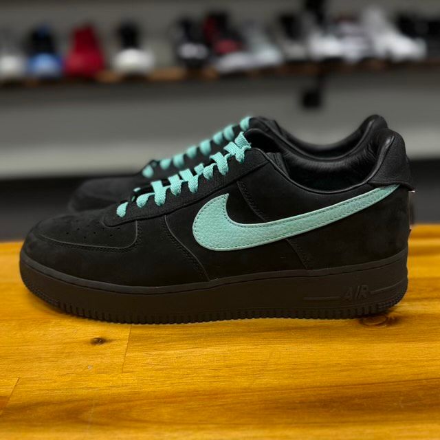 Nike Air Force 1 Low Tiffany & Co. 1837 - Preowned
