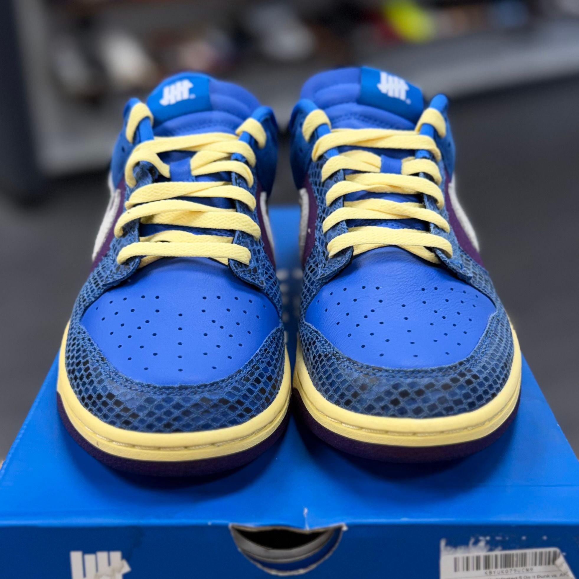 Nike Dunk Low Undefeated 5 On It Dunk vs. AF1 - Preowned