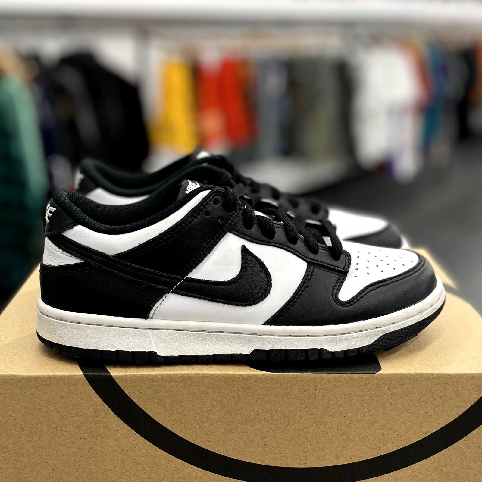 Nike Dunk Low Retro White Black Panda (GS) - Preowned