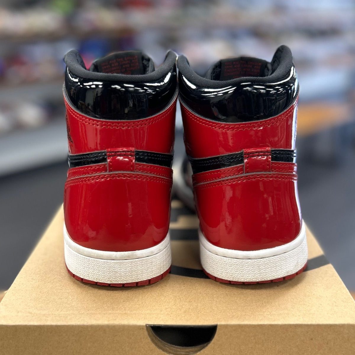 Jordan 1 Retro High OG Patent Bred - Preowned
