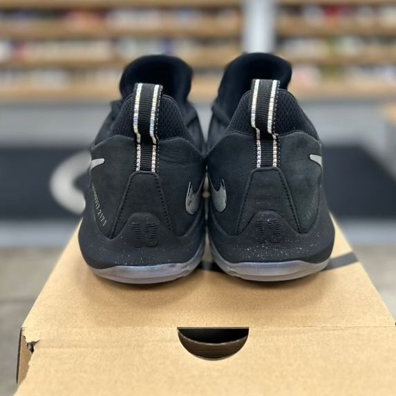 Nike PG 1 Shining Pre-Heat - Preowned