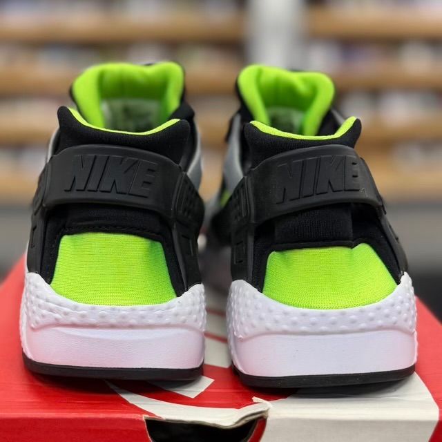 Nike Air Huarache Wolf Grey Electric Green (GS) - Preowned