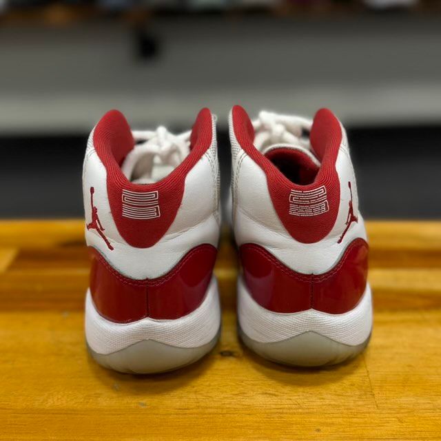 Jordan 11 Retro Cherry (2022) (GS) - Preowned
