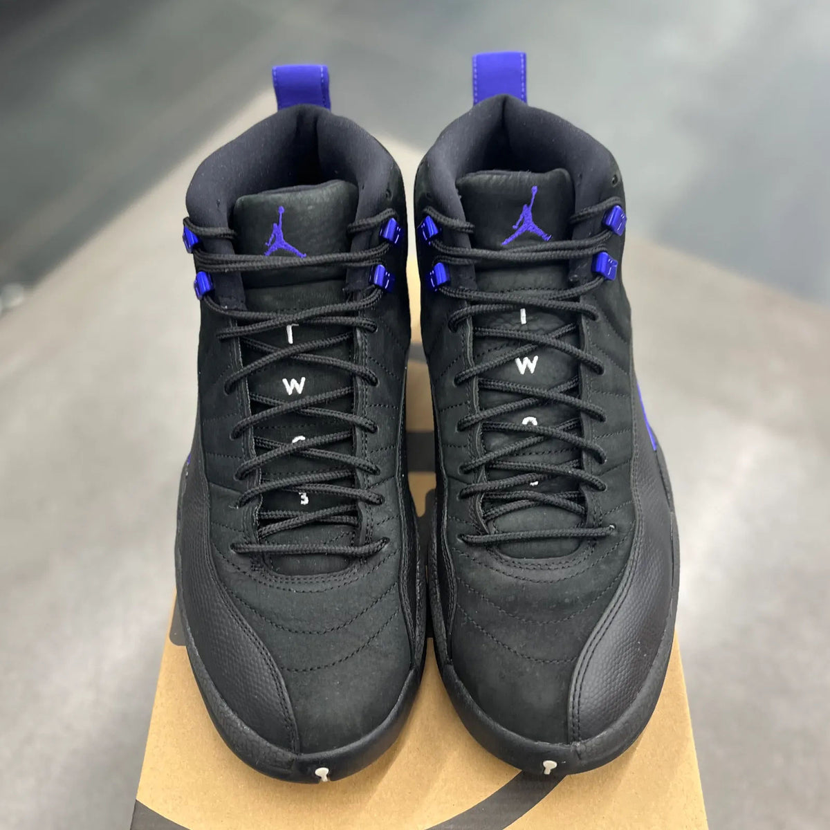 Jordan 12 Retro Black Dark Concord - Preowned