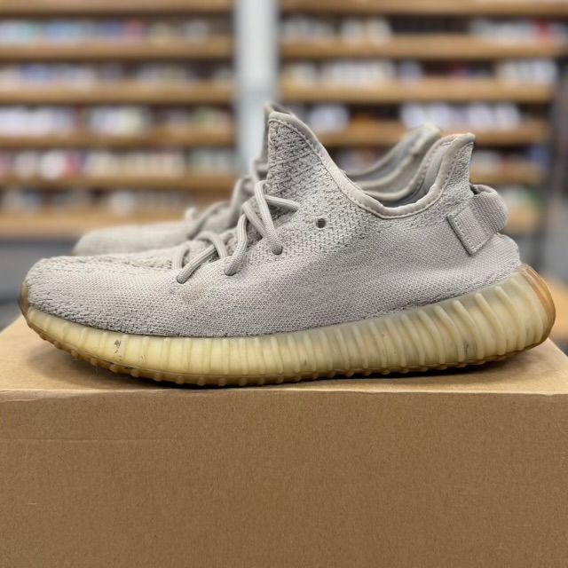 adidas Yeezy Boost 350 V2 Sesame - Preowned