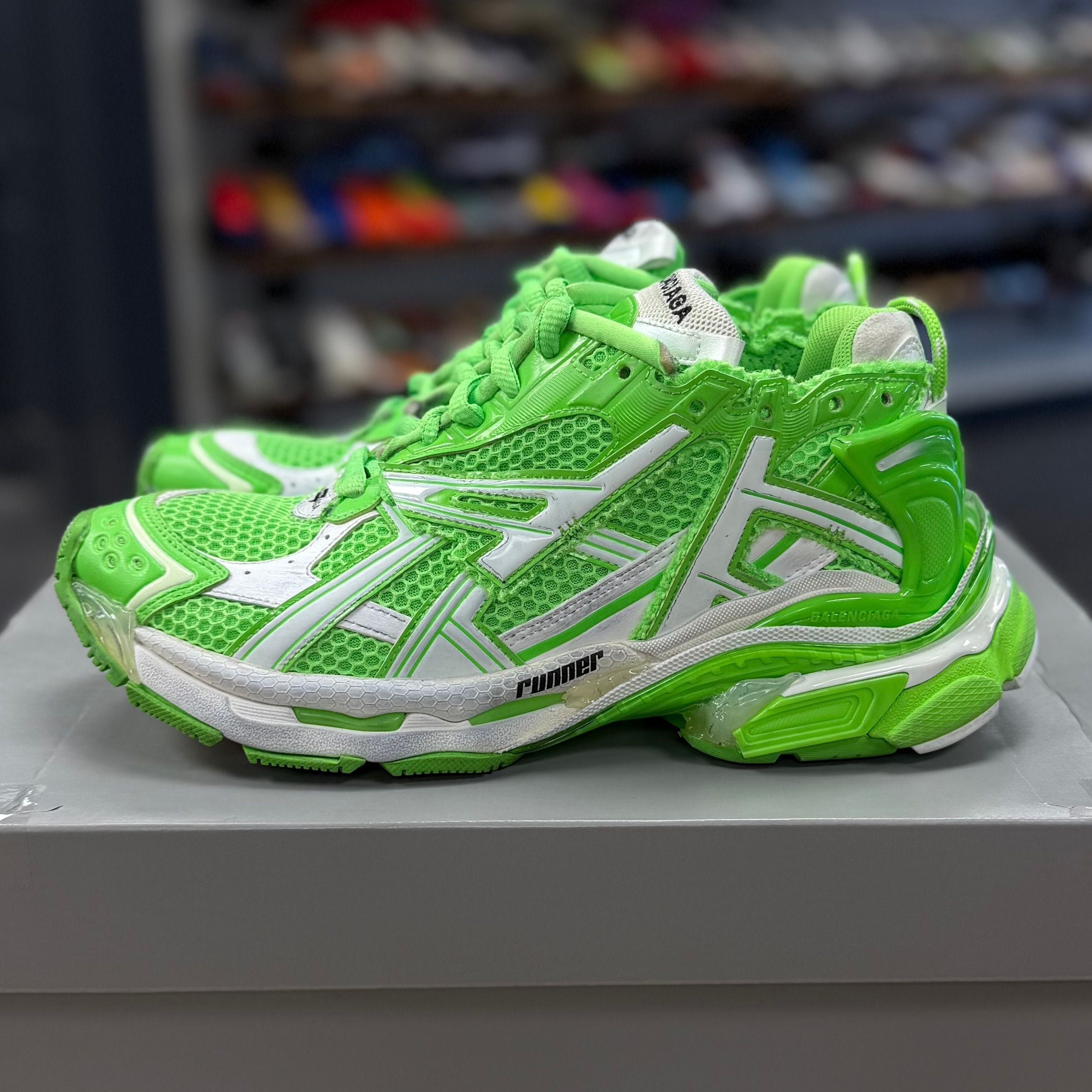 Balenciaga Runner Fluo Green - Preowned