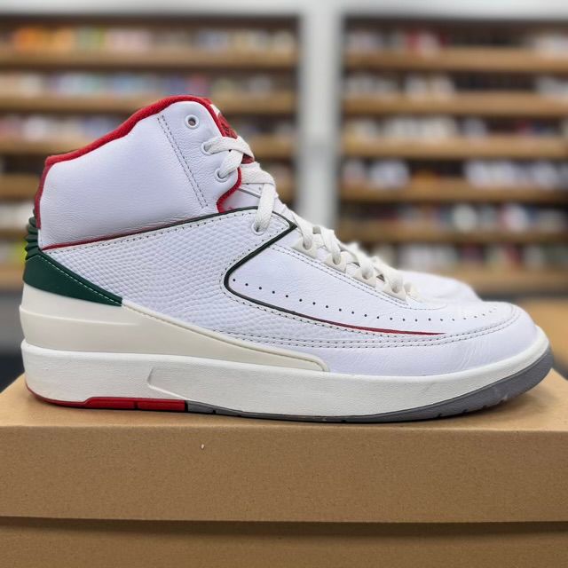 Jordan 2 Retro Origins - Preowned