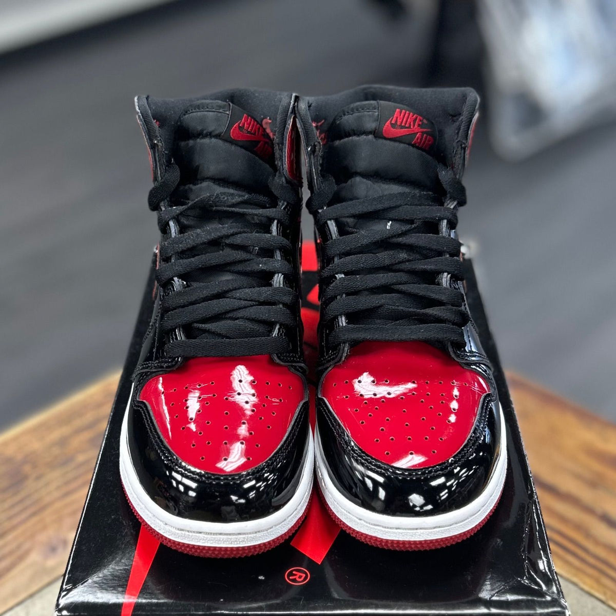 Jordan 1 Retro High OG Patent Bred (GS) - Preowned
