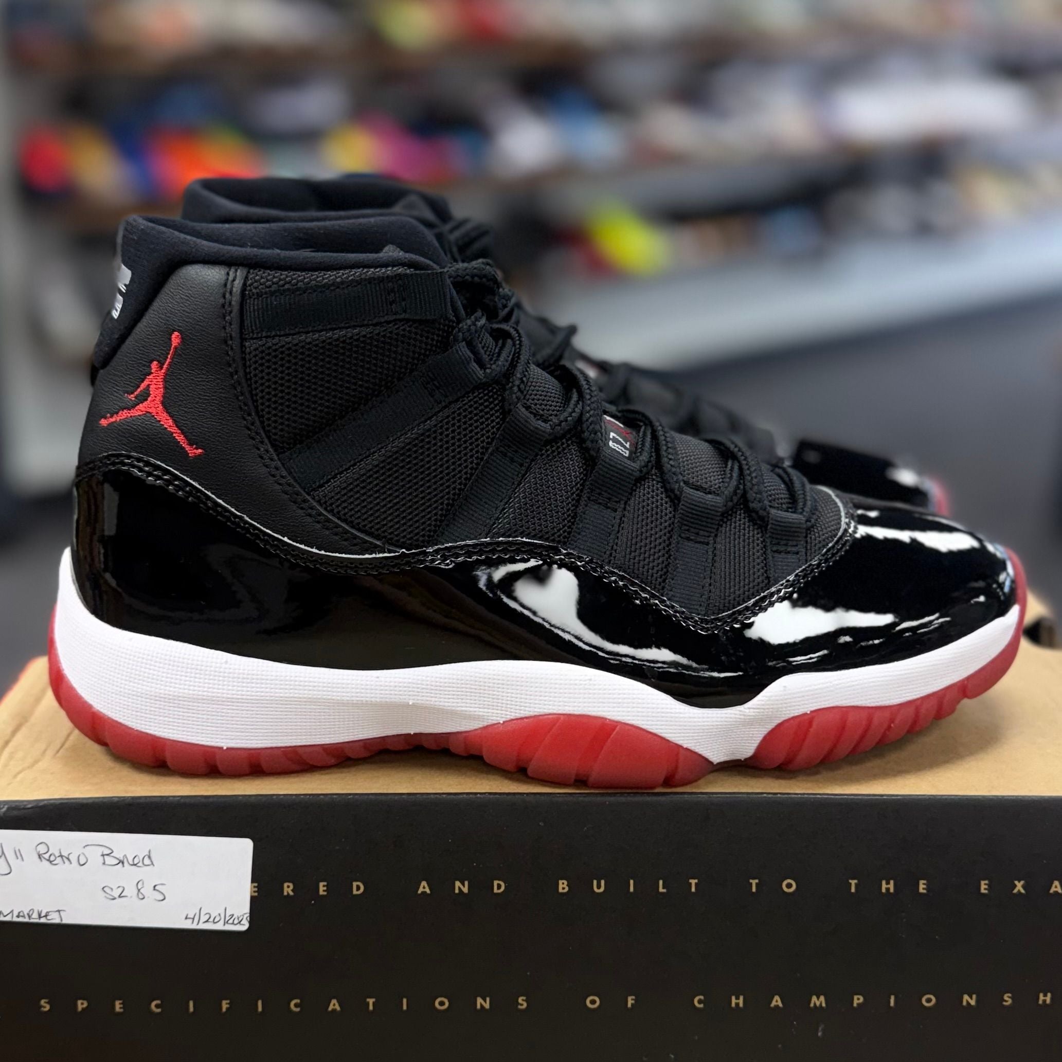 Jordan 11 Retro Playoffs Bred (2019) - Preowned