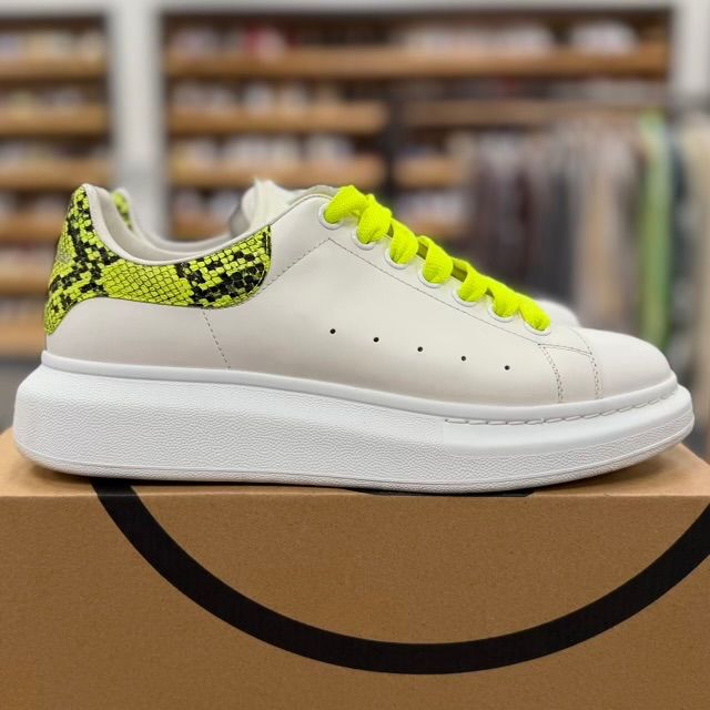 Alexander McQueen Oversized Neon Green Snake Print - Preowned