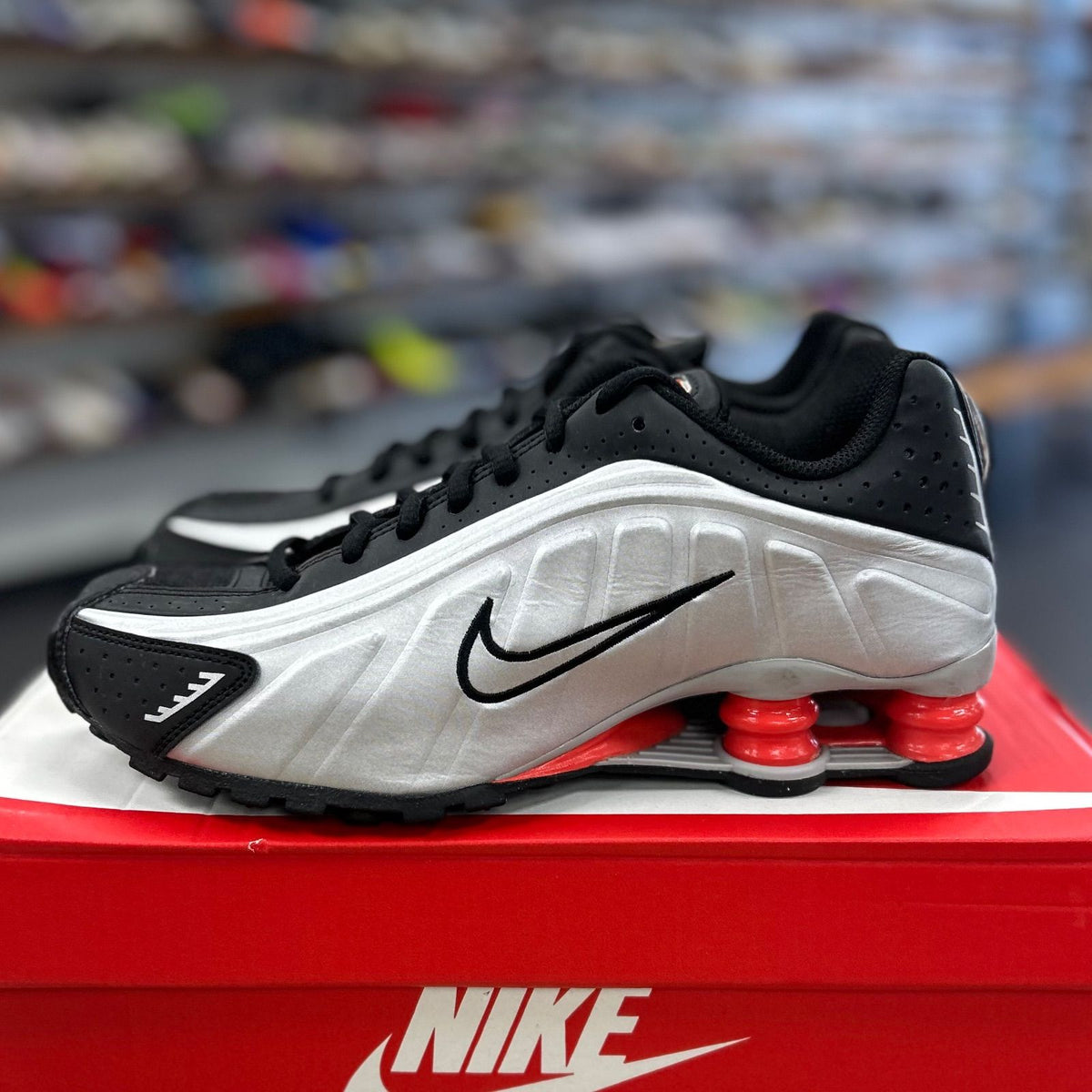 Nike Shox R4 Metallic Silver Black Picante Red (GS) - Preowned