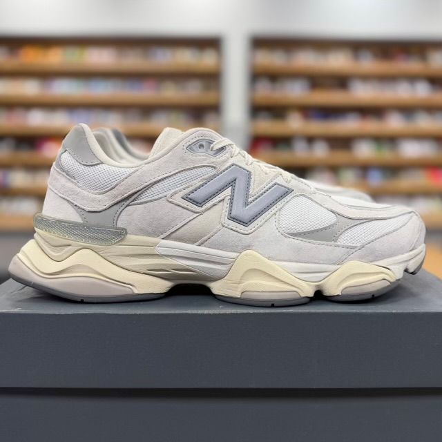 New Balance 9060 Sea Salt White - Preowned