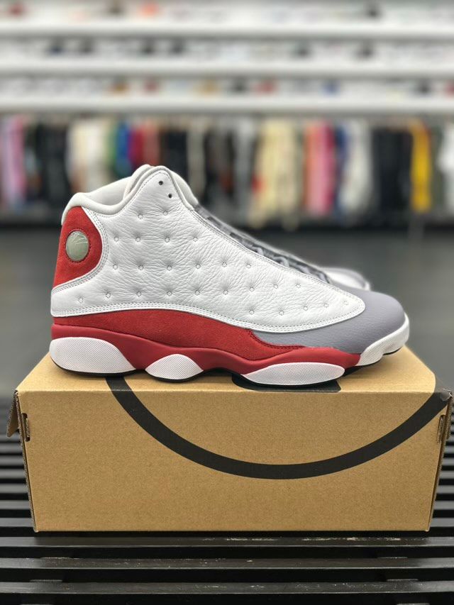 BRAND NEW STEAL - Jordan 13 Retro Grey Toe (2014)