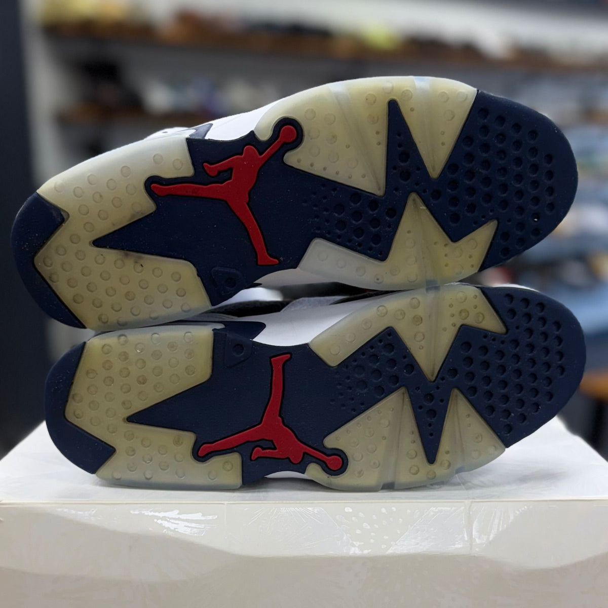 Jordan 6 Retro Olympic (2024) - Preowned