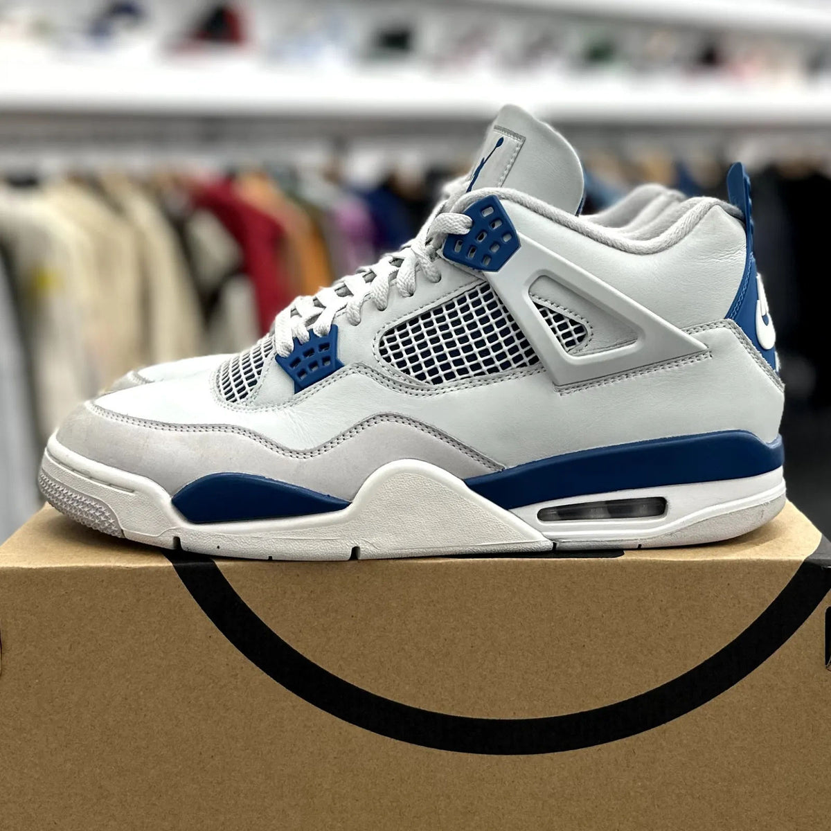 Jordan 4 Retro Military Blue (2024) - Preowned