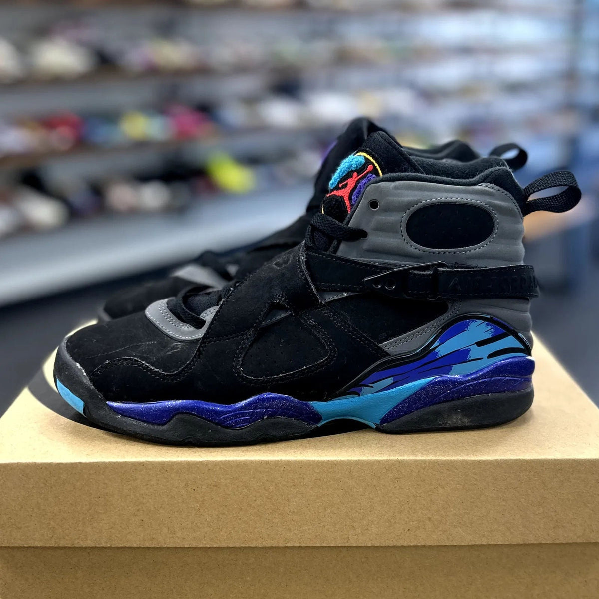 Jordan 8 Retro Aqua (2025) (GS) - Preowned