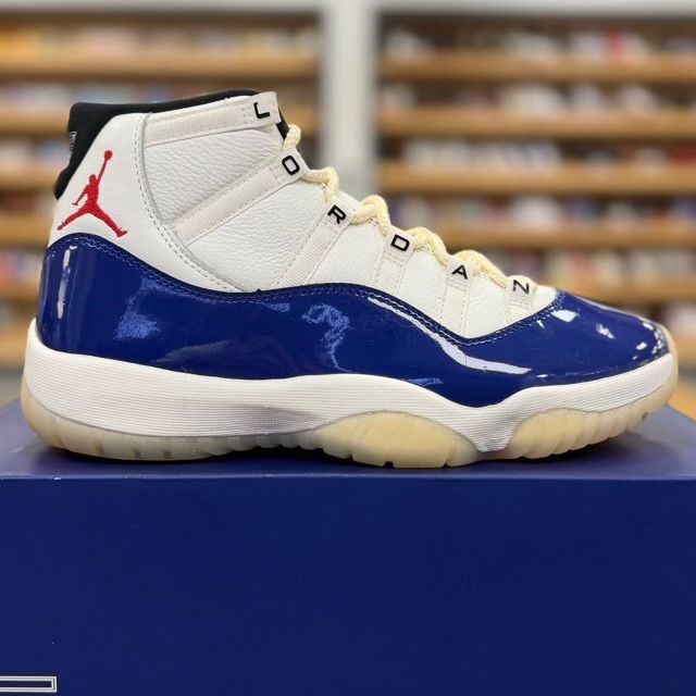 Jordan 11 Retro Rare Air - Preowned