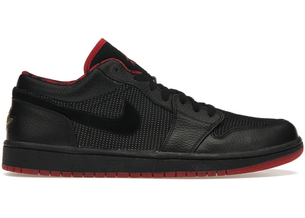 Jordan 1 Retro Low Black Metallic Silver Varsity Red