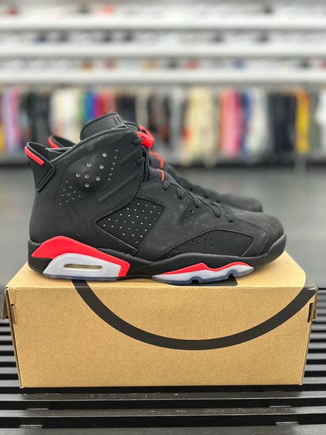 BRAND NEW STEAL - Jordan 6 Retro Infrared Black (2014)