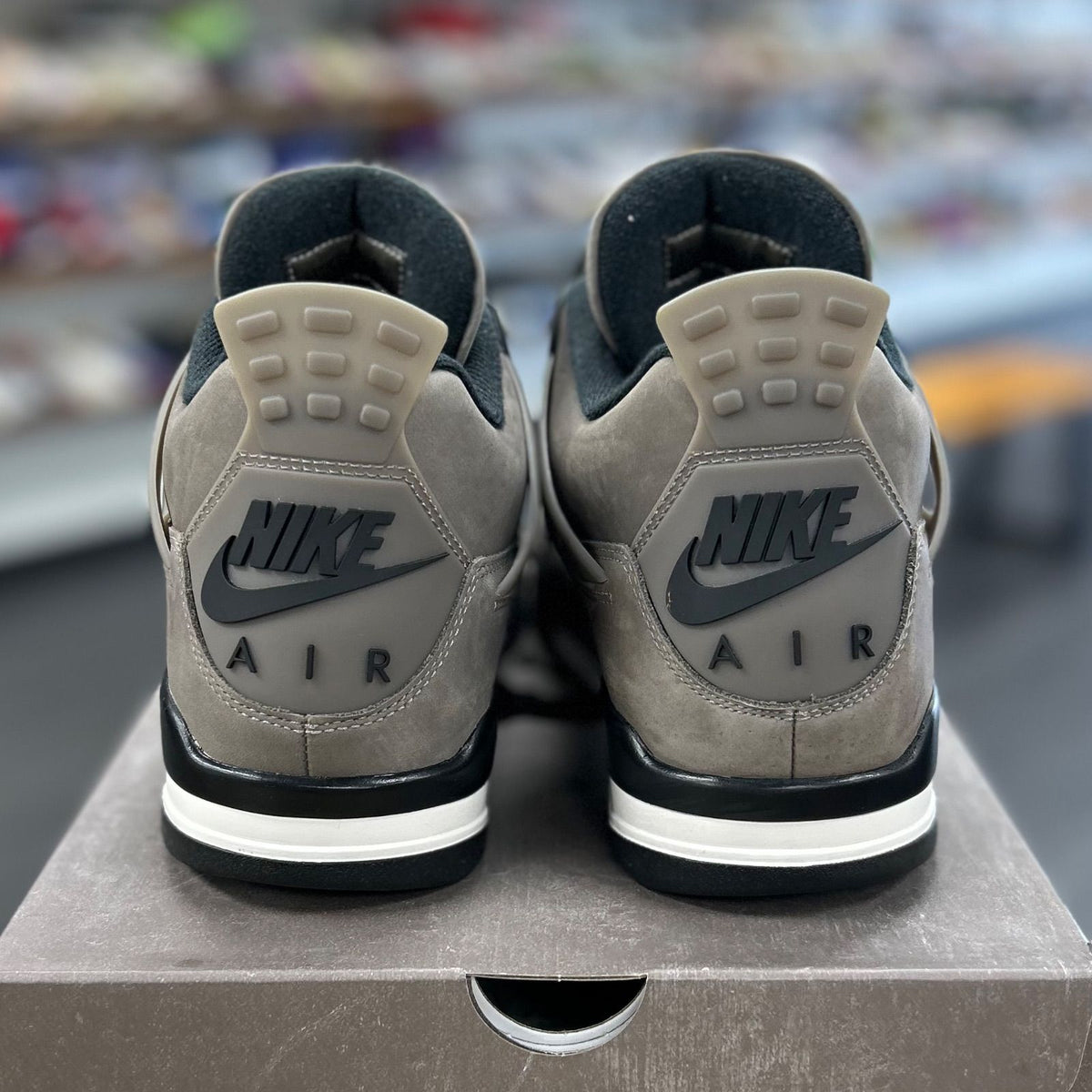 Jordan 4 Retro Cave Stone - Preowned