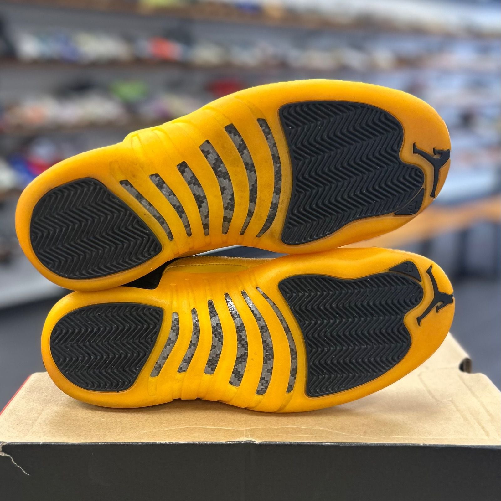 Jordan 12 Retro Black University Gold - Preowned