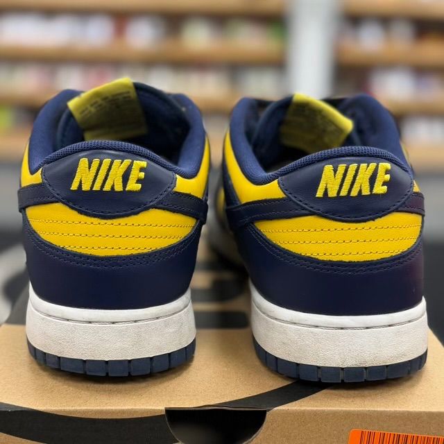 Nike Dunk Low Michigan (2021) - Preowned