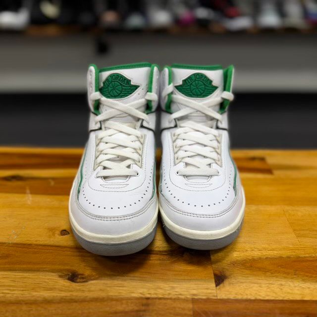 Jordan 2 Retro Lucky Green - Preowned