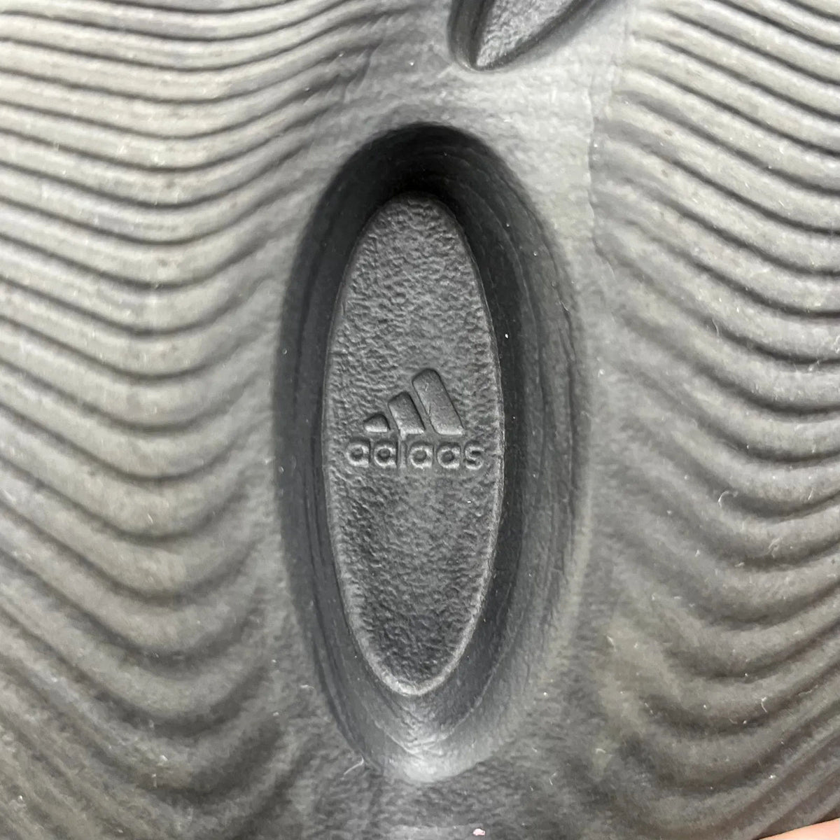 adidas Yeezy Foam RNR Onyx - Preowned