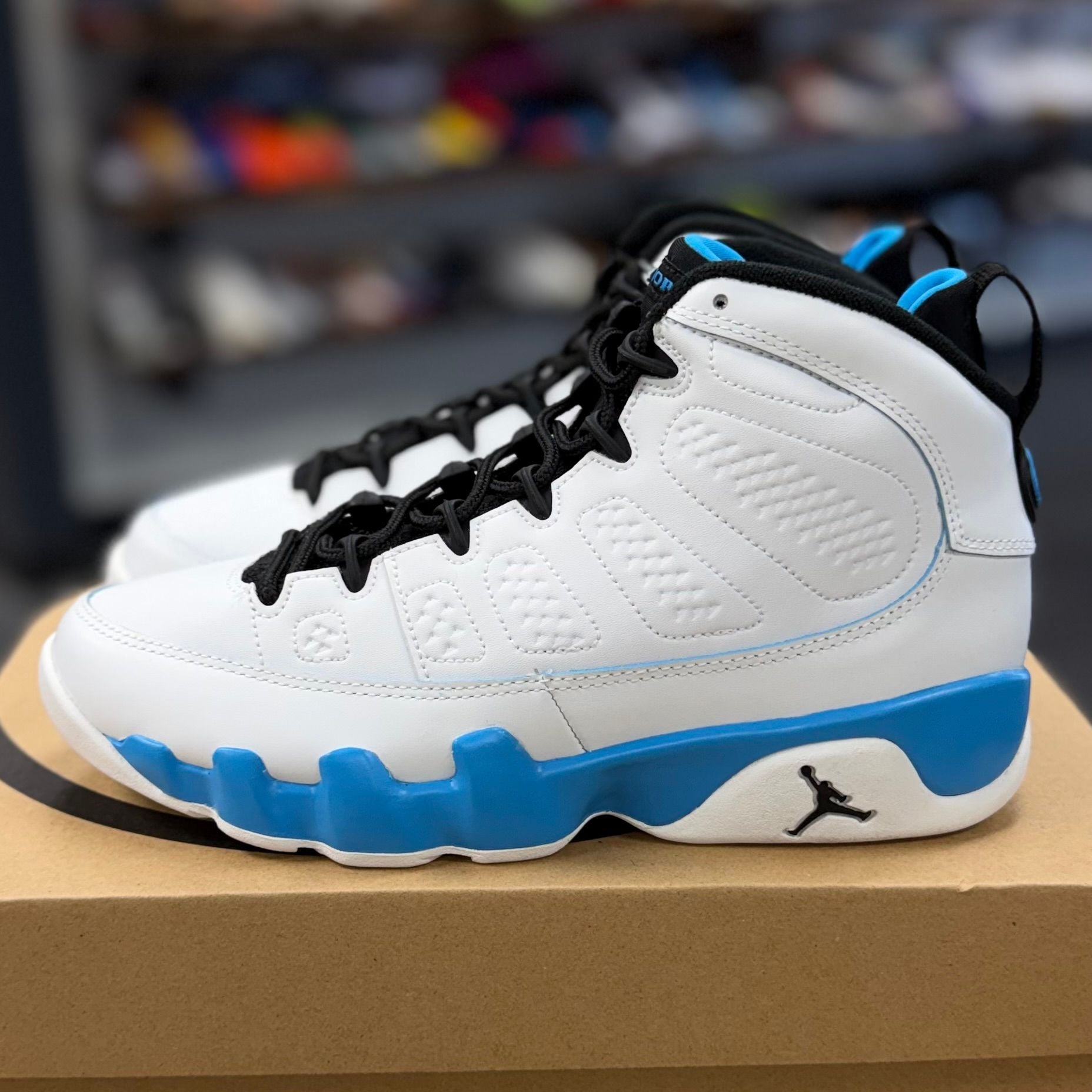BRAND NEW STEAL - Jordan 9 Retro Powder Blue (2024) (GS)