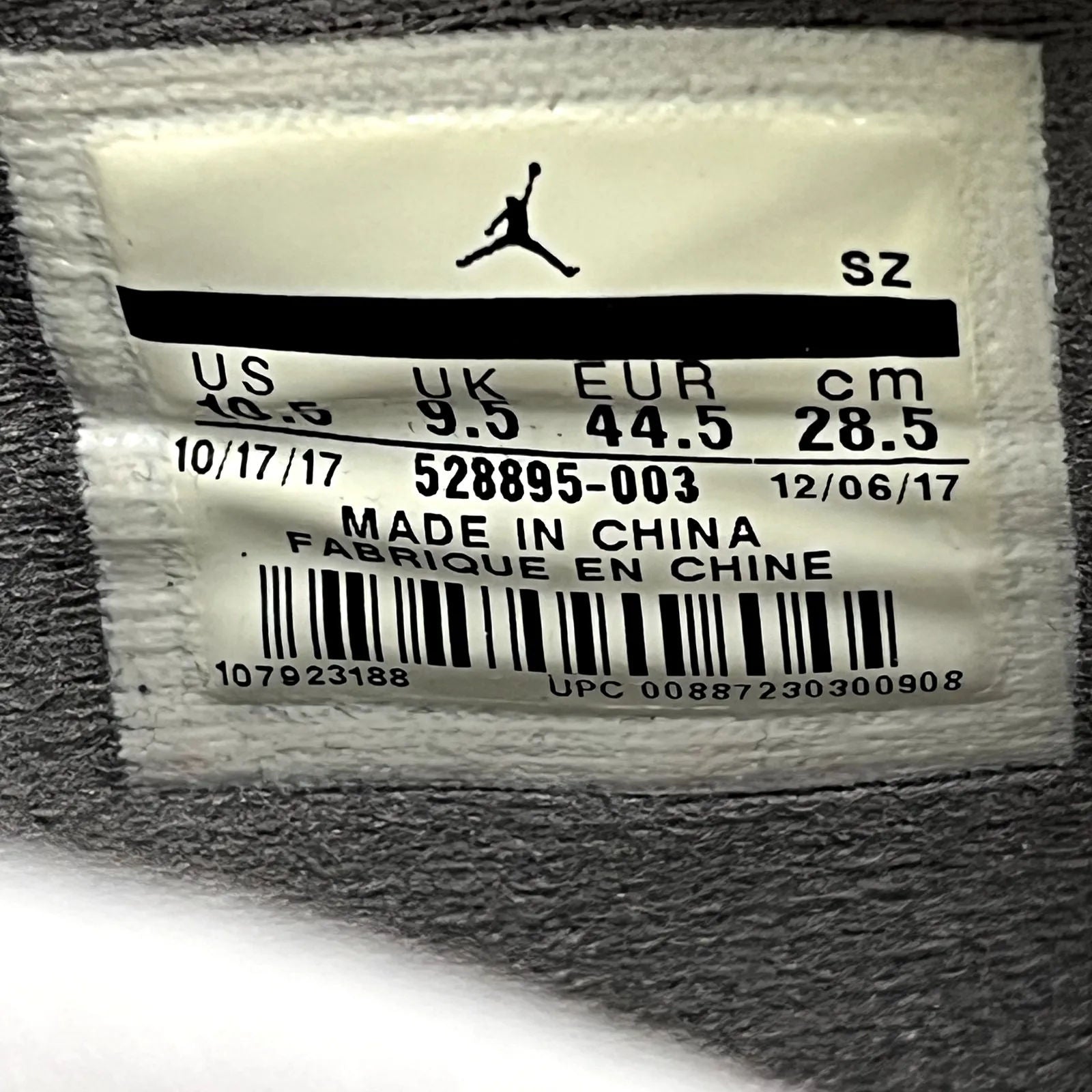 Jordan 11 Retro Low Cool Grey - Preowned