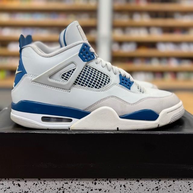 Jordan 4 Retro Military Blue (2024) - Preowned