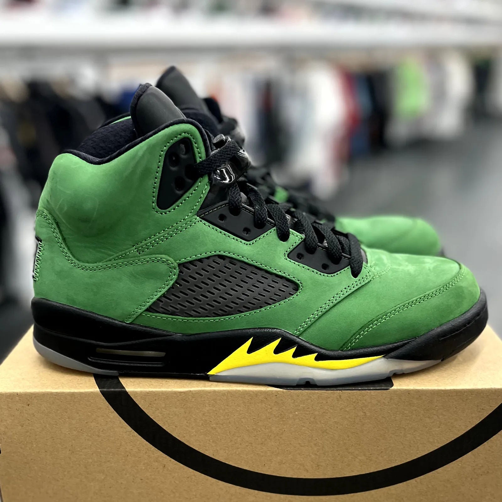 Jordan 5 Retro SE Oregon - Preowned