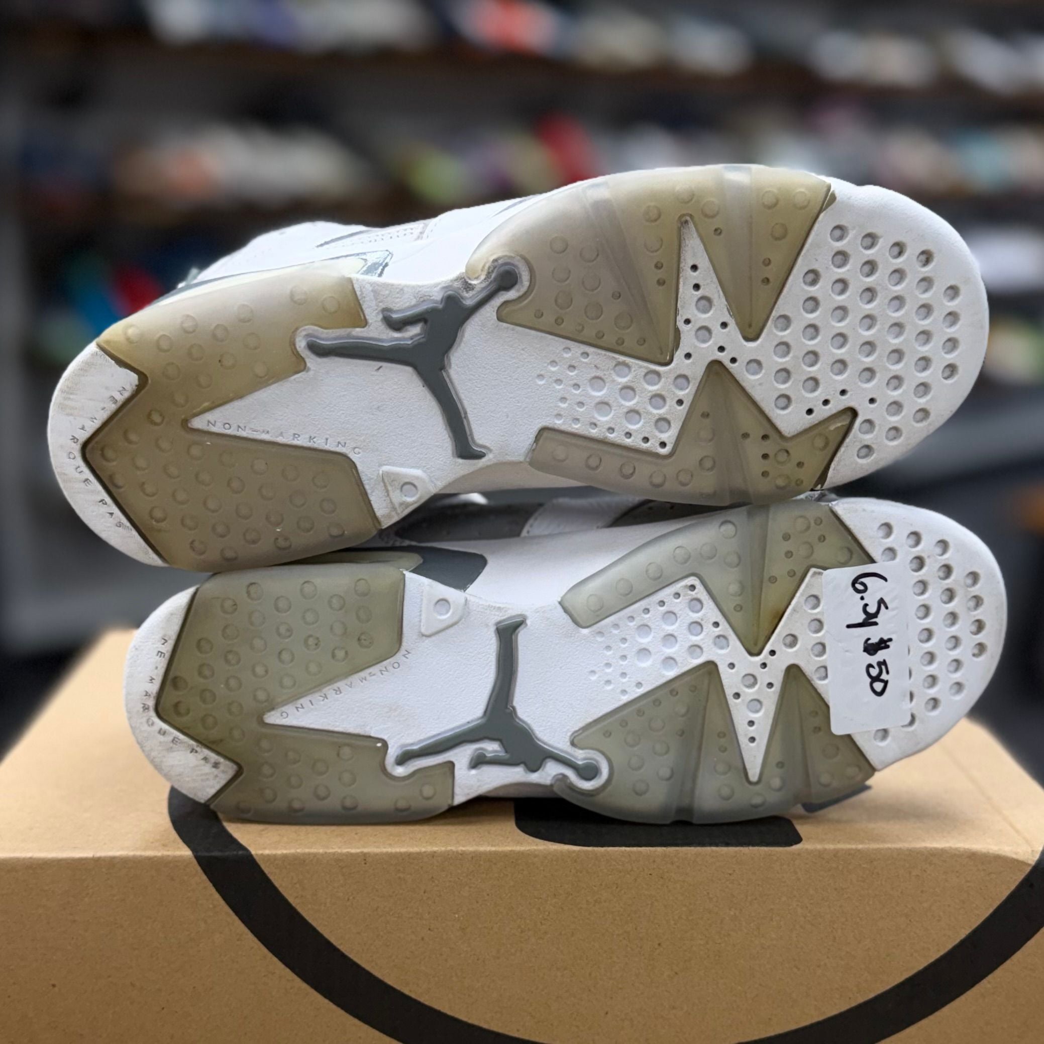 Jordan 6 Retro Cool Grey (GS) - Preowned
