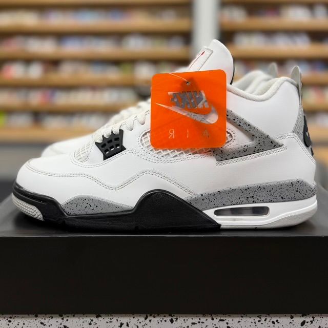 Jordan 4 Retro White Cement (2025) - Preowned